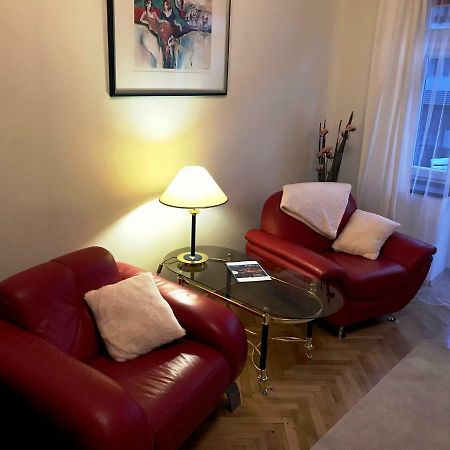 Apartament "Cleopatra 5" Przy Rynku Z Parkingiem, Faktury Vat Daire Kielce Dış mekan fotoğraf