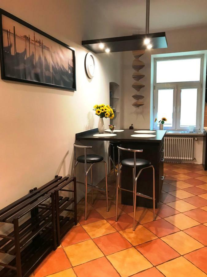 Apartament "Cleopatra 5" Przy Rynku Z Parkingiem, Faktury Vat Daire Kielce Dış mekan fotoğraf